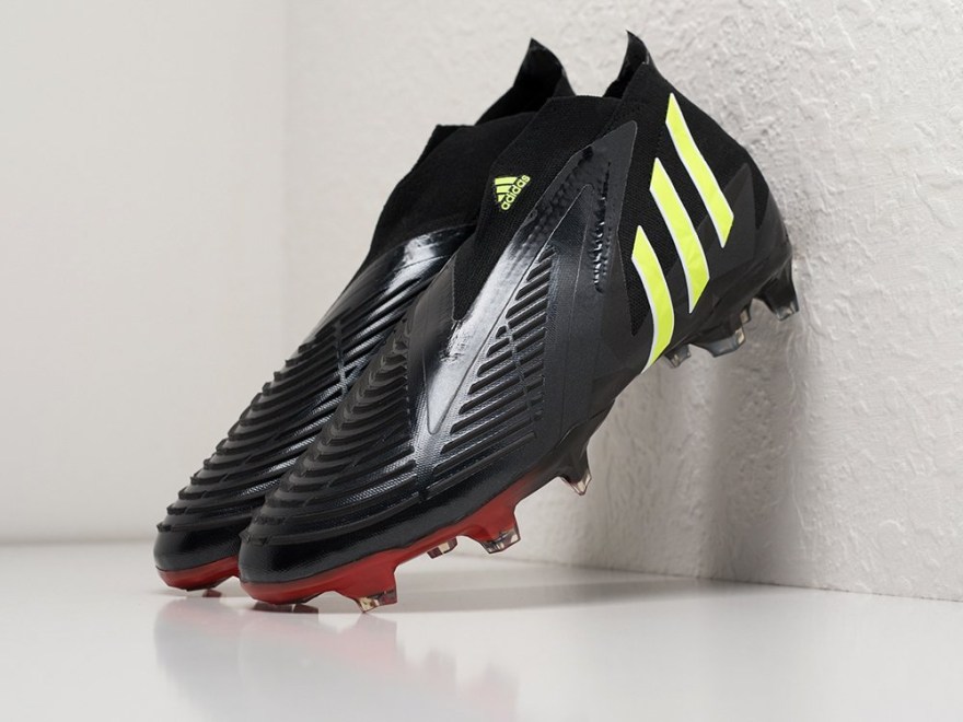 futbolnaya-obuv-adidas-predator-edge-3-fg-1