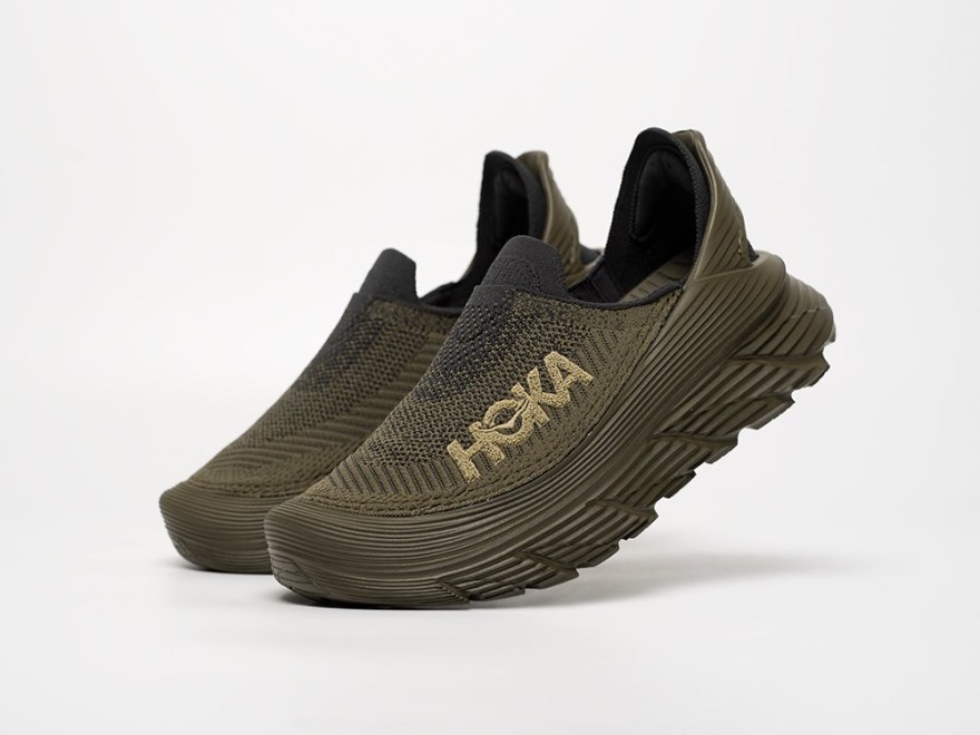 krossovki-hoka-restore-tc-1