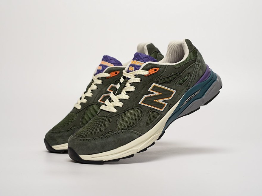 krossovki-new-balance-990-v3-1