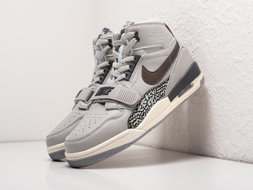 krossovki-nike-air-jordan-legacy-312-hi-1