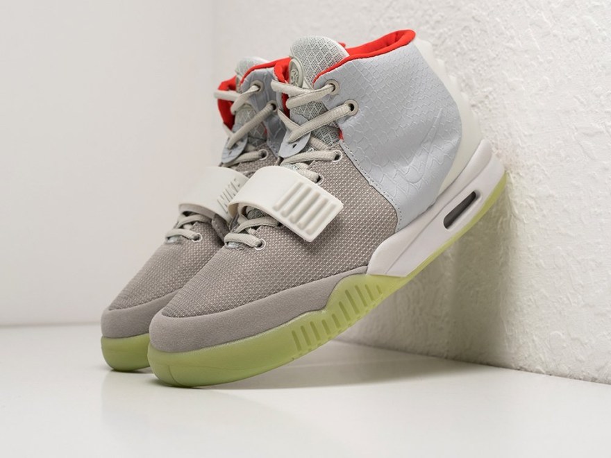 krossovki-nike-air-yeezy-2-1