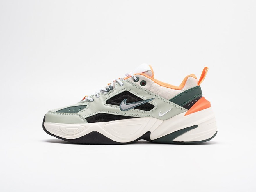 krossovki-nike-m2k-tekno-2