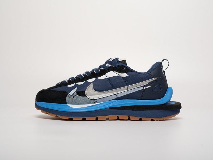 krossovki-sacai-x-nike-vapor-waffle-2