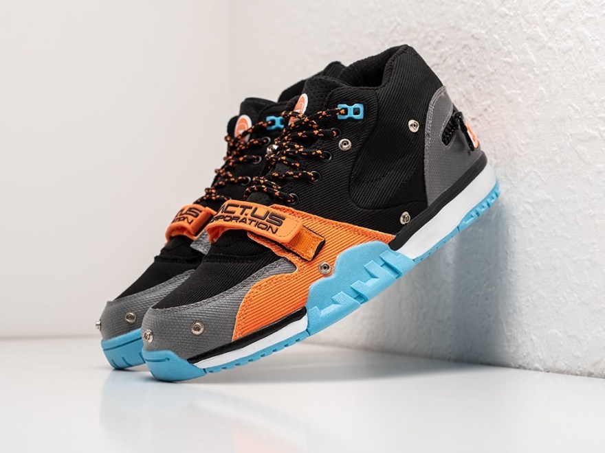 krossovki-travis-scott-x-nike-air-trainer-1-sp-1